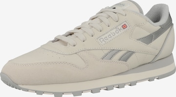 Baskets basses 'Classic' Reebok en beige : devant