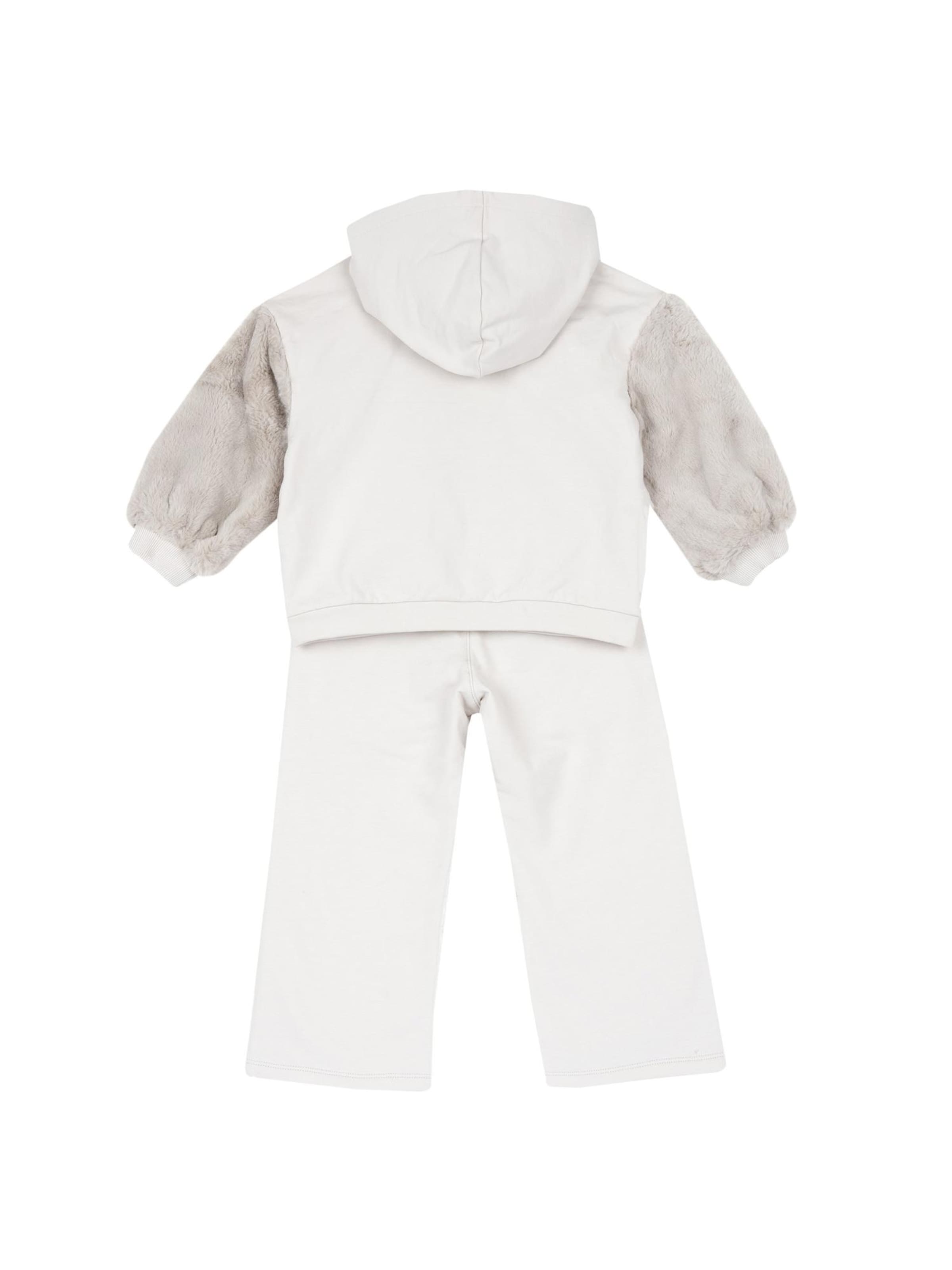 Trening de la Chicco pe bej