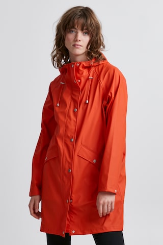 ICHI Raincoat 'IHTAZI JA' in Orange: front