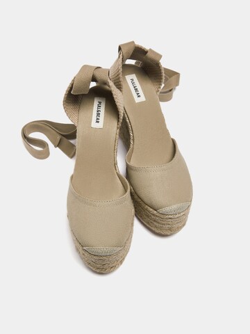 Escarpins à plateforme Pull&Bear en beige