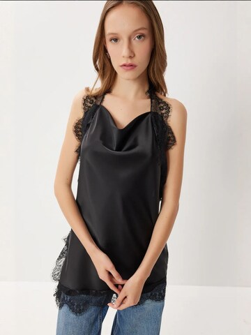 Camicia da donna di Happiness İstanbul in nero: frontale