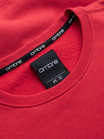 Ombre Sports sweatshirt in Red