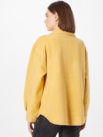 Gina Tricot Between-Season Jacket 'Maj' in Yellow