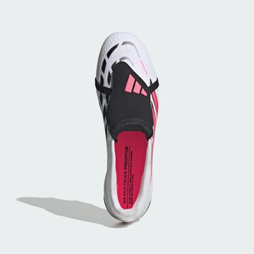 Chaussure de foot 'Predator Pro' ADIDAS PERFORMANCE en blanc