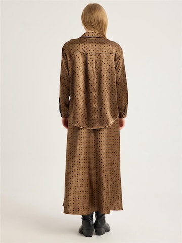 Costume HOME STORE en marron