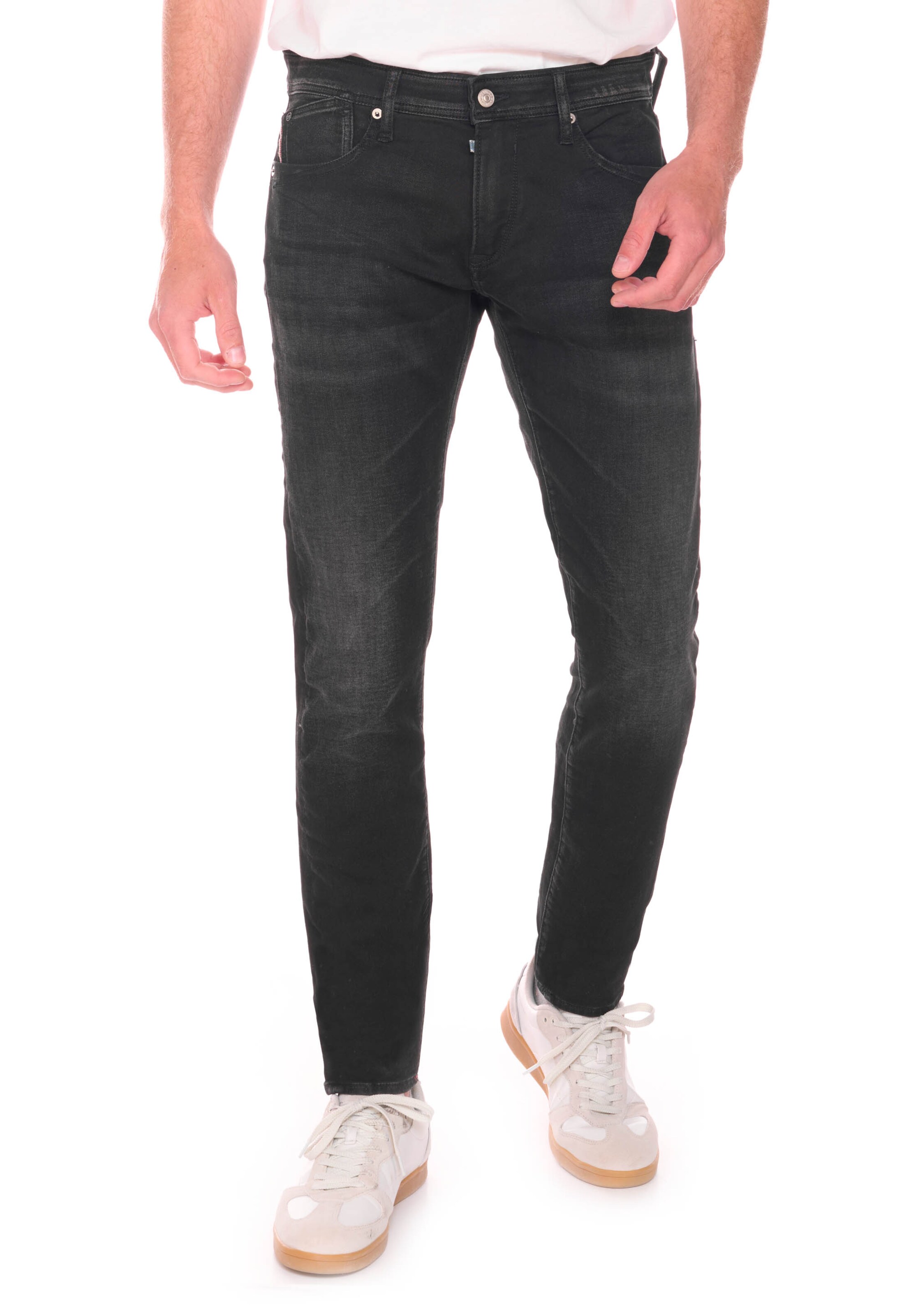 Le Temps Des Cerises Regular Jeans '700/11Jo' in Black: front