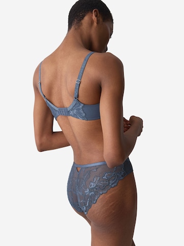 TRIUMPH T-shirt BH ' Wild Gardenia Florale ' in Blauw
