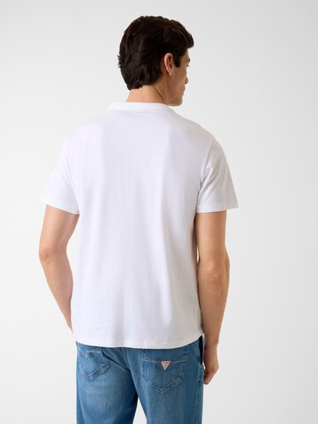 GUESS Футболка в Белый