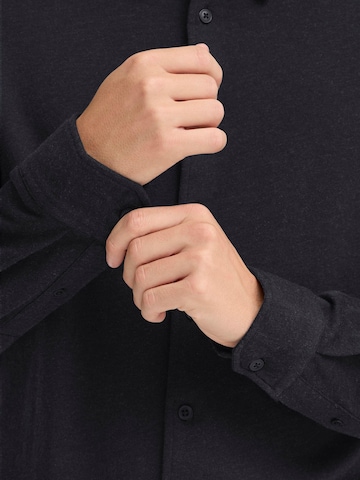 Coupe regular Chemise ' CFARKAN ' Casual Friday en noir