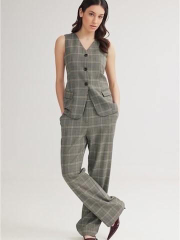 4TAILORS Γιλέκο 'Scottish' σε γκρι