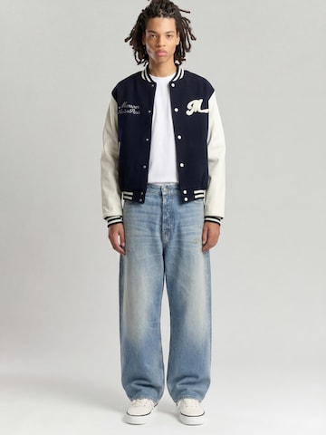 Mansour Übergangsjacke 'College Varsity Jacket'‌‌‌‌‌‌‌ in Blau