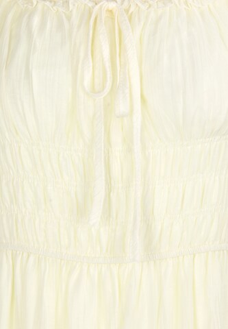 IZIA - Vestido em bege