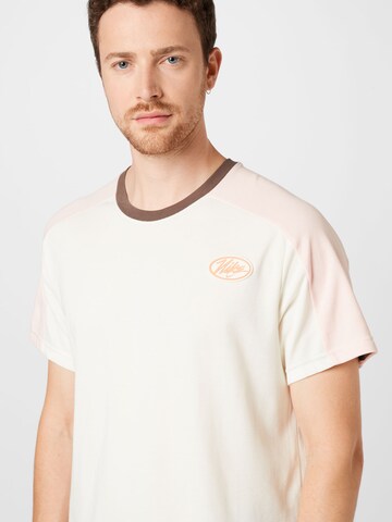 NIKE Funktionsshirt in Beige