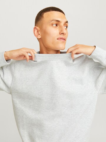 JACK & JONES Sweatshirt 'JJEUrban Edge' in White