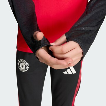 ADIDAS PERFORMANCE - Camisa funcionais 'Manchester United 26/27 Tiro' em vermelho