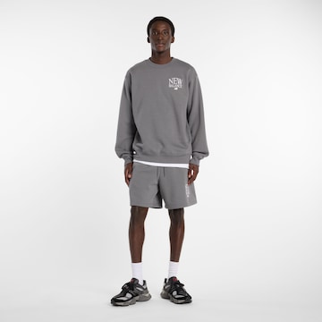 Regular Pantalon 'Reimagined Fleece Short 7"' new balance en gris