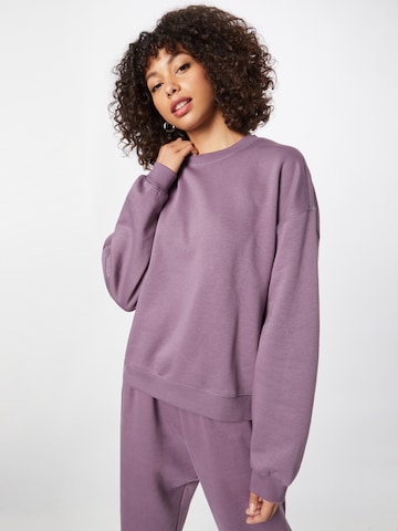 purpurinė WEEKDAY Megztinis be užsegimo 'Essence Standard': priekis