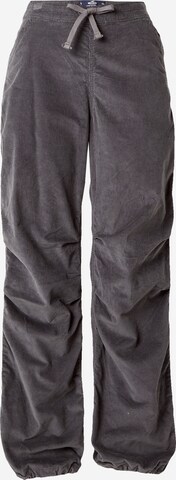 HOLLISTER Tapered Pants 'BIRCH & MAGNET' in Grey: front