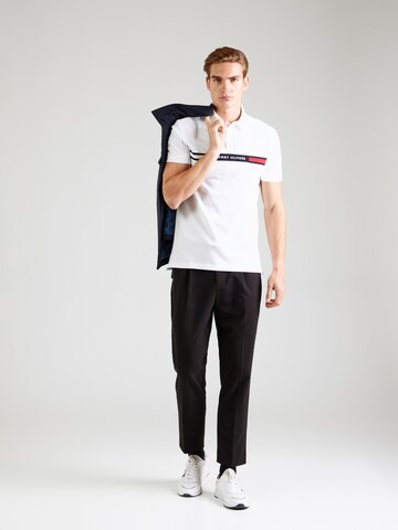 TOMMY HILFIGER Футболка в Белый