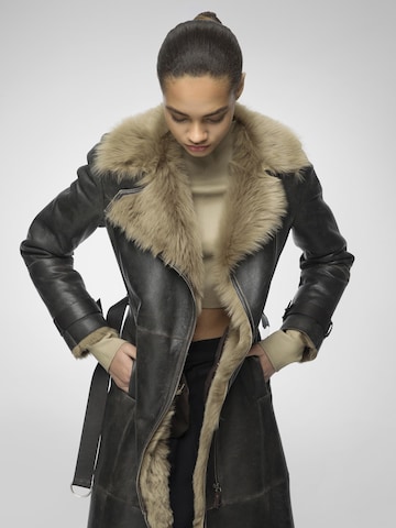 V S P Vinterfrakke 'Lyza' i brun