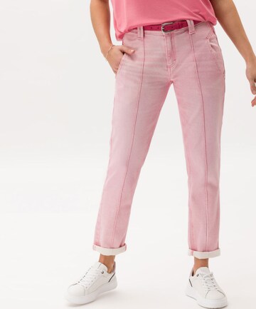 BRAX Regular Jeans 'Merrit' in Pink: front