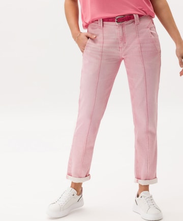 BRAX Regular Jeans 'Merrit' in Roze: voorkant