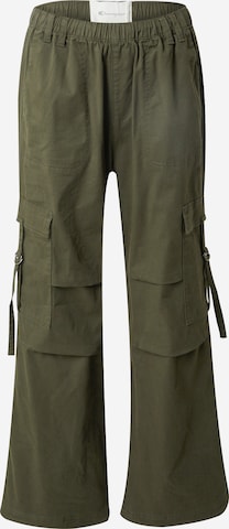 žalia Champion Authentic Athletic Apparel Plačios klešnės Laisvo stiliaus kelnės: priekis