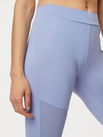 Urban Classics Skinny Leggings in Blauw