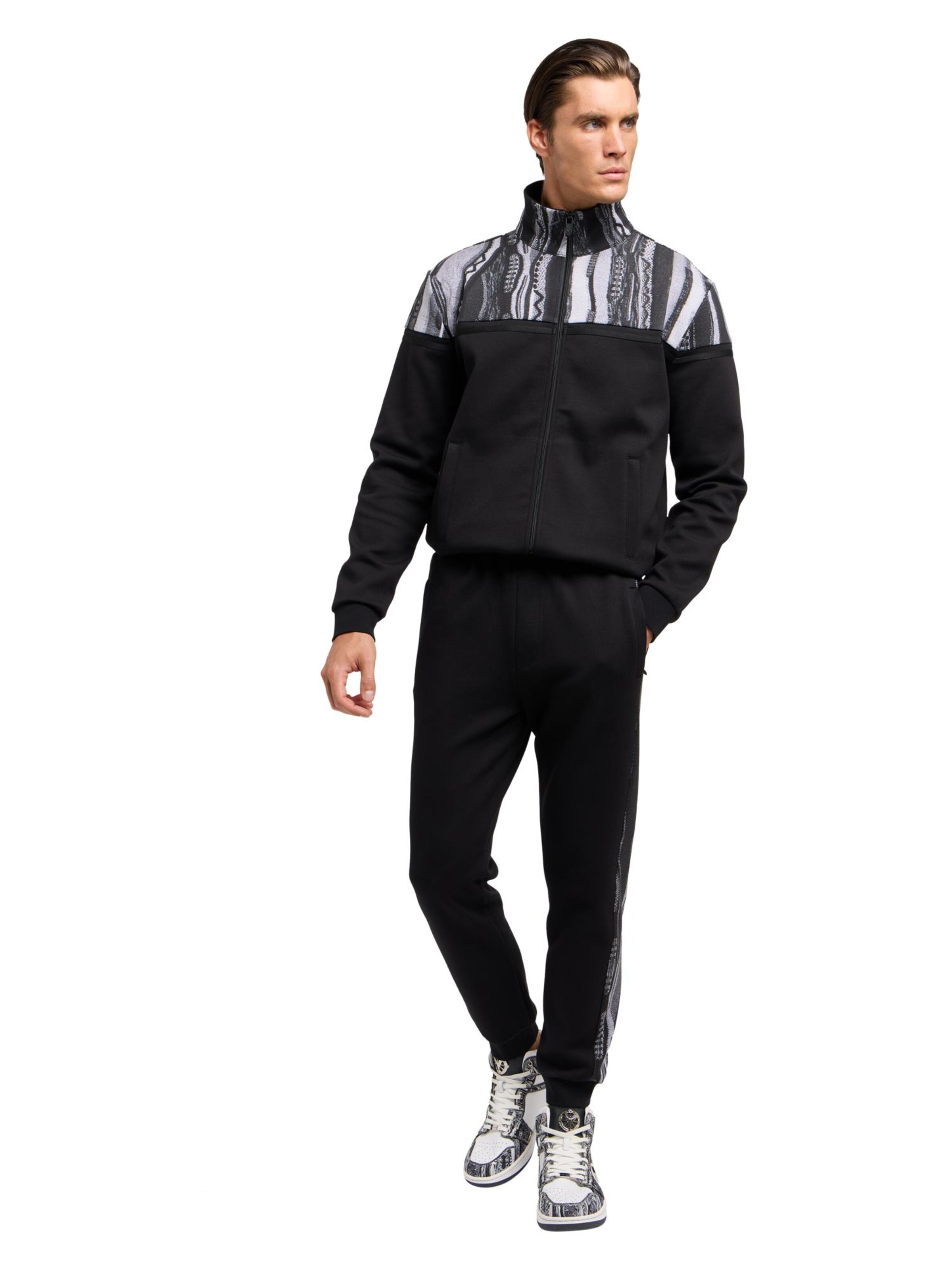 Carlo Colucci Tapered Hose ' Di Sandro ' in Schwarz