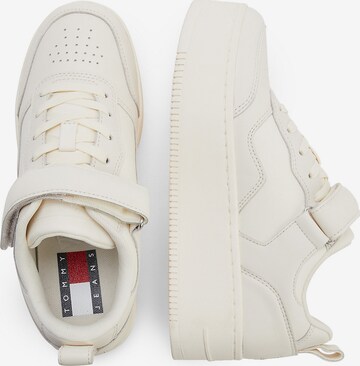 Tommy Jeans Sneaker in Beige