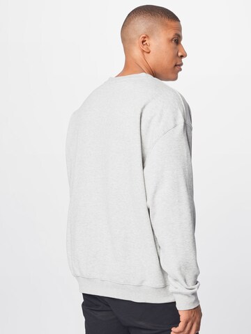 WEEKDAY Sweatshirt in Grijs