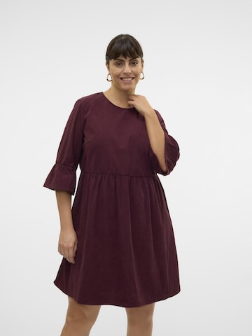 Robe 'VMCVilja' Vero Moda Curve en rouge : devant