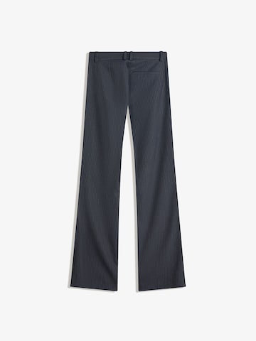 Bershka Bootcut Nohavice - Modrá