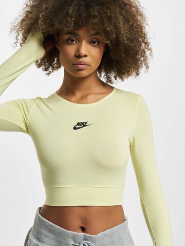 Nike Sportswear - Camisa 'Emea' em amarelo