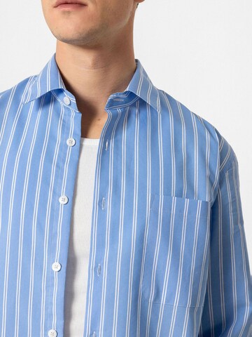 Coupe regular Chemise 'Mattia' Antioch en bleu