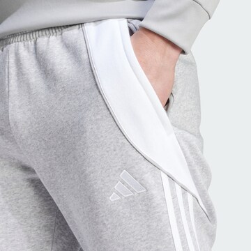 ADIDAS PERFORMANCE - Tapered Calças de desporto 'Tiro 24' em cinzento