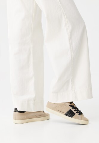 BRITISH KNIGHTS Sneaker 'SYRA' in Beige: Vorderseite