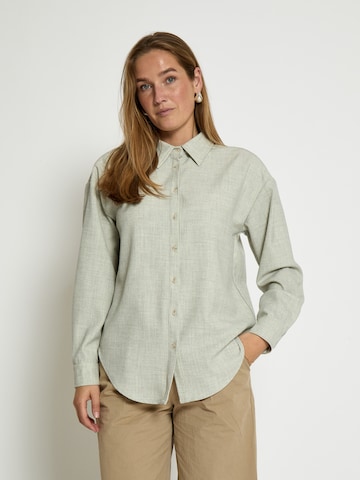 minus Shirts 'Aya' i blå: forside