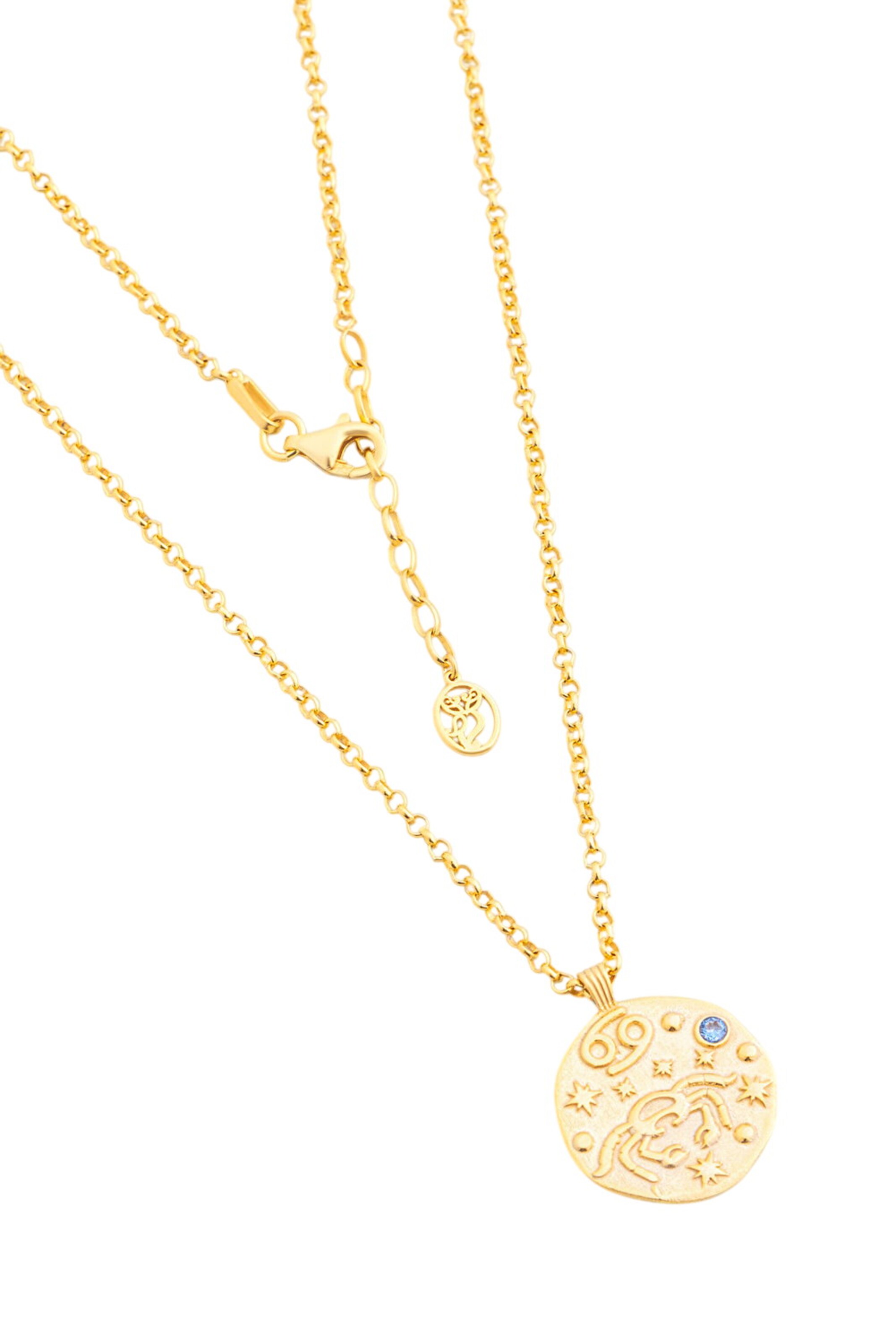 So Chic Necklace in Gold