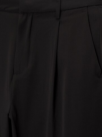 Pull&Bear Široke hlačnice Hlače z naborki | črna barva