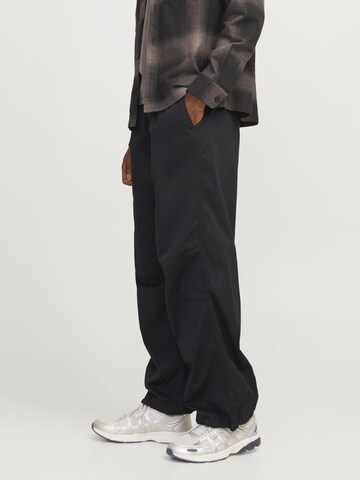 JACK & JONES Regular Pants in Black