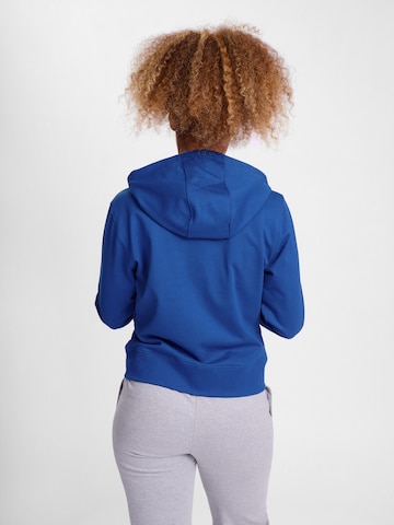 Veste de survêtement Hummel en bleu