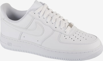 Baskets basses 'Nike Air Force 1 07' NIKE en blanc : devant