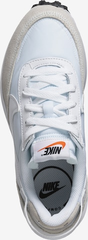 Nike Sportswear - Zapatillas deportivas bajas 'WAFFLE DEBUT' en blanco