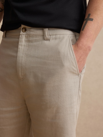 DAN FOX APPAREL Regular Pants 'Logan' in Grey