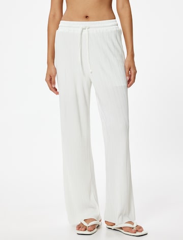 Koton Regular Hose in Weiß: Vorderseite
