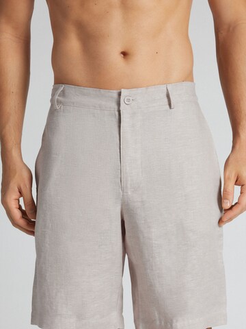 IUMAN Intimissimi Loose fit Pants in Beige: front