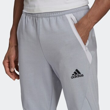 ADIDAS SPORTSWEAR Tapered Workout Pants in Grey