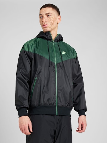 Nike Sportswear Between-season jacket 'Heritage Essentials' in Black: front