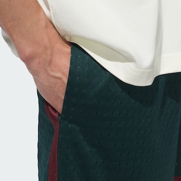 ADIDAS ORIGINALS Loose fit Trousers in Green